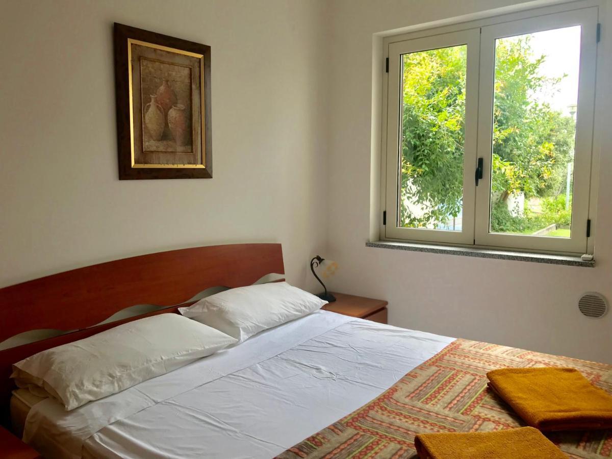 San Rocco One Bed Apartments 4A1 9 Isca sullo Ionio ภายนอก รูปภาพ